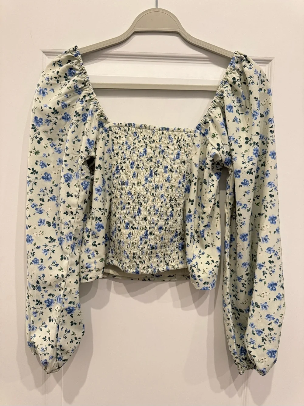 Abercrombie & Fitch Floral Blouse - Cream with Blue Floral